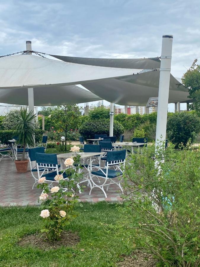 Hotel President Голем Екстериор снимка