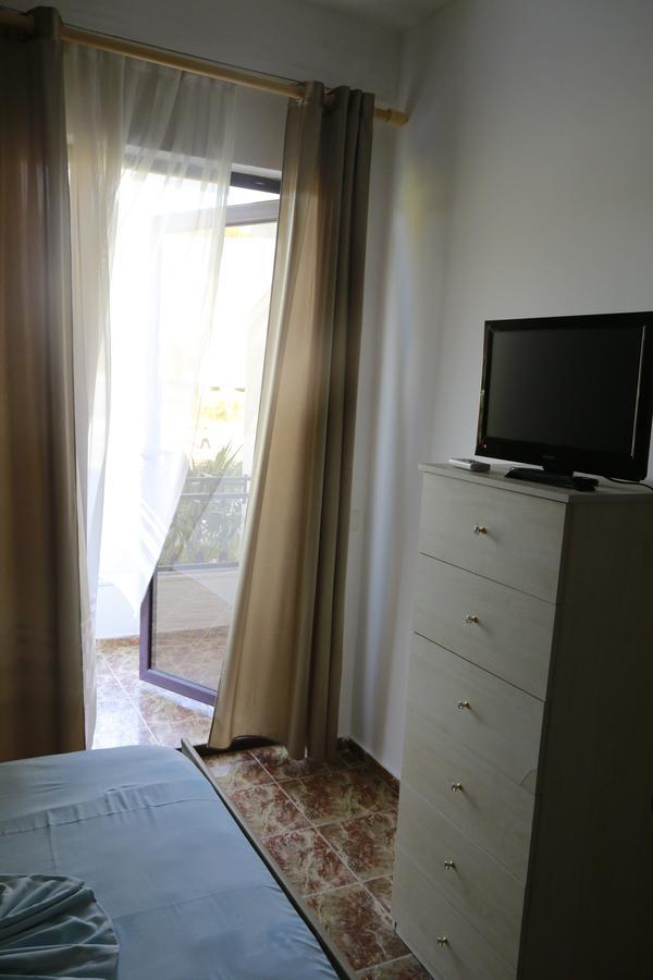 Hotel President Голем Екстериор снимка