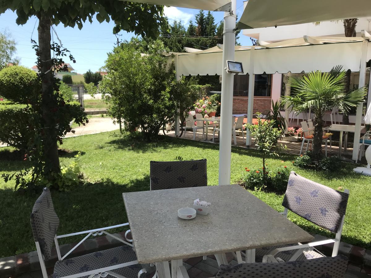 Hotel President Голем Екстериор снимка